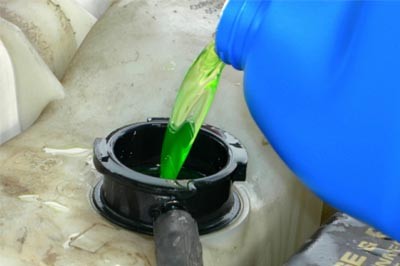 Замена охлаждающей жидкости в бетононасосе