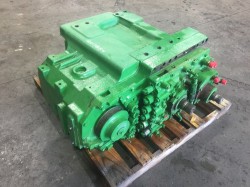 АКПП колесного асфальтоукладчика XCMG RP452L АКПП колесного асфальтоукладчика XCMG RP452L