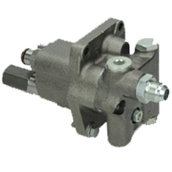 Клапан колесного асфальтоукладчика XCMG RP452L Клапан колесного асфальтоукладчика XCMG RP452L