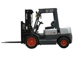 Ремонт автопогрузчика (вилочный) Hytsu FD50ST