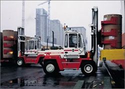 Ремонт автопогрузчика (вилочный) Svetruck 1060-30