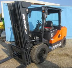 Запчасти для автопогрузчика (вилочный) Doosan D40S-7