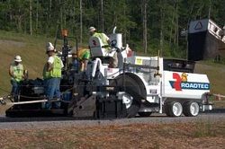 Каталог запчастей для колесного асфальтоукладчика Roadtec RP-190