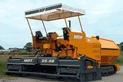 Ремонт гусеничного асфальтоукладчика Barber-greene BGP C14 Ремонт гусеничного асфальтоукладчика Barber-greene BGP C14