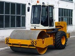 Запчасти для грунтового катка Амкодор 6712