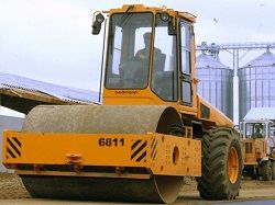 Каталог запчастей для грунтового катка Амкодор 6811