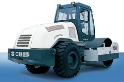 Ремонт грунтового катка Zoomlion YZ12