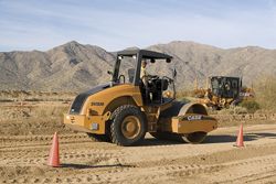 Ремонт грунтового катка Case SV208 Ремонт грунтового катка Case SV208