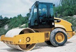 Запчасти для грунтового катка Caterpillar CS423E