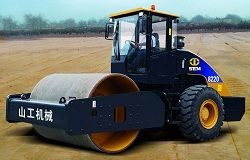 Запчасти для грунтового катка SEM 8220