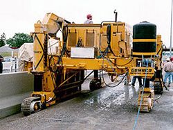 Ремонт бетоноукладчика Gomaco GT-6300 Ремонт бетоноукладчика Gomaco GT-6300