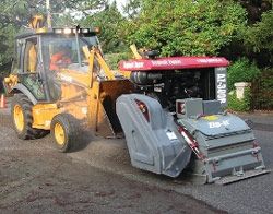 Ремонт дорожной фрезы для асфальта Asphalt Zipper AZ-300B