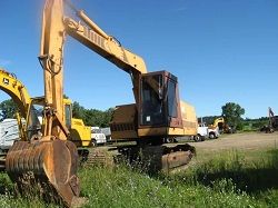 Ремонт гусеничного экскаватора Case 880D