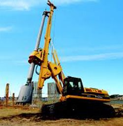 Ремонт бурового станка для свай Foton FR612B