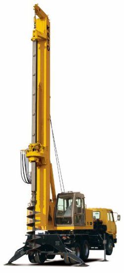 Ремонт бурового станка для свай Kato TE-1200v