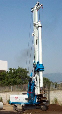 Ремонт бурового станка для свай SoilTek S 100