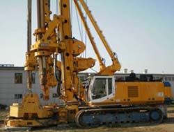 Ремонт бурового станка для свай Bauer BG 36