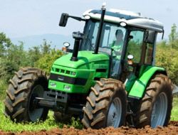 Ремонт трактора Deutz-Fahr Agrotrac 130 Ремонт трактора Deutz-Fahr Agrotrac 130