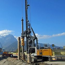 Ремонт бурового станка для свай Liebherr LB 24-270 Ремонт бурового станка для свай Liebherr LB 24-270