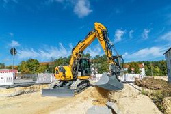 Ремонт гусеничного экскаватора Liebherr R 914 Compact Litronic