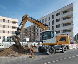 Ремонт колесного экскаватора Liebherr A 916 Litronic