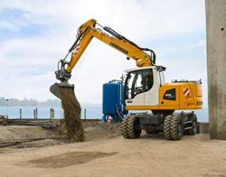 Запчасти для колесного экскаватора Liebherr A 918 Compact Litronic