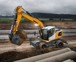 Ремонт колесного экскаватора Liebherr A 924 Heavy Lift Litronic