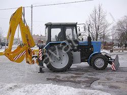 Ремонт экскаватора-погрузчика Дорэлектромаш ДЭМ-1142 с поворотным отвалом