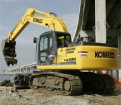 Ремонт гусеничного экскаватора Kobelco ED195