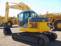Запчасти для гусеничного экскаватора Komatsu PC228US-3