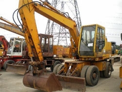 Ремонт колесного экскаватора Case 688 P