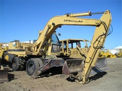 Запчасти для колесного экскаватора Caterpillar 214