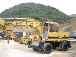 Запчасти для колесного экскаватора Caterpillar 214B FT