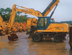 Запчасти для колесного экскаватора New Holland EW220