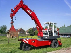 Ремонт колесного экскаватора Poclain TY45