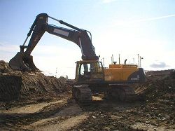 Ремонт гусеничного экскаватора Volvo EC700B LC