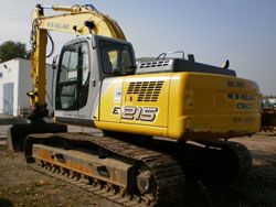 Ремонт гусеничного экскаватора New Holland EC215 LC