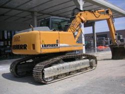 Ремонт гусеничного экскаватора Liebherr R 900