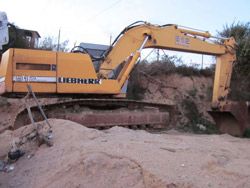 Ремонт гусеничного экскаватора Liebherr R 912 Litronic