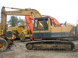 Запчасти для гусеничного экскаватора Komatsu PC200HD-8