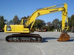 Запчасти для гусеничного экскаватора Komatsu PC200-2