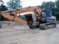 Запчасти для гусеничного экскаватора Komatsu PC200-3