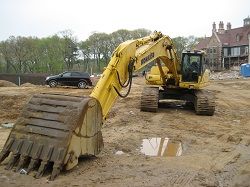 Запчасти для гусеничного экскаватора Komatsu PC340