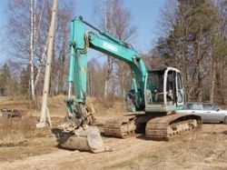 Ремонт гусеничного экскаватора Kobelco 135SRL