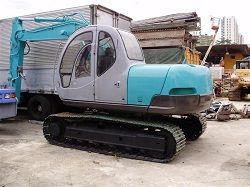 Ремонт гусеничного экскаватора Kobelco SK100