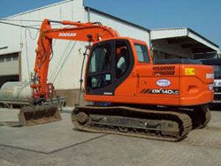 Запчасти для гусеничного экскаватора Doosan / Daewoo DX140LC