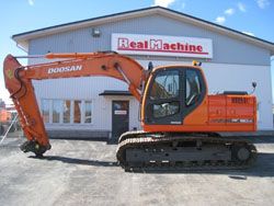 Ремонт гусеничного экскаватора Doosan / Daewoo DX180LC