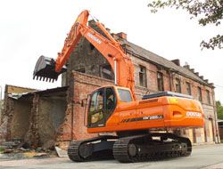 Запчасти для гусеничного экскаватора Doosan / Daewoo DX255LC
