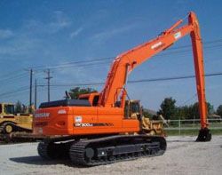 Ремонт гусеничного экскаватора Doosan / Daewoo DX300