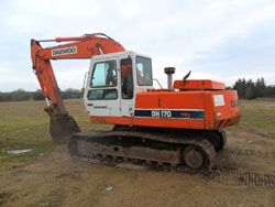 Ремонт гусеничного экскаватора Doosan / Daewoo DH170III